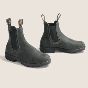 Blundstone 1630 women’s originals high top boots in rustic black